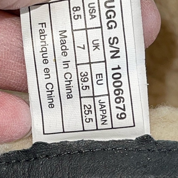 UGG Chancery Black Bomber Stout Biker Boots. Size 8.5 GUC - Picture 4 of 14